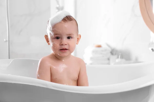 Cute Little Baby Bathtub Home — Stock Photo, Image