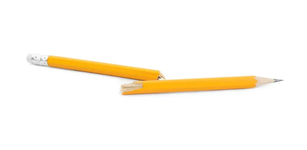 Розбитий графітовий олівець з гумкою ізольований на білому — стокове фото