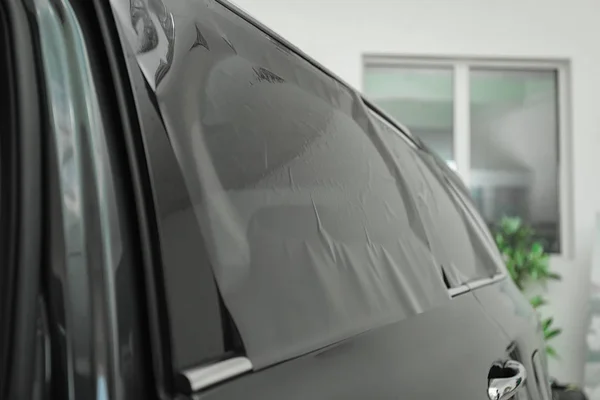 Car Window Covered Tinting Foil Closeup — Stock Photo, Image