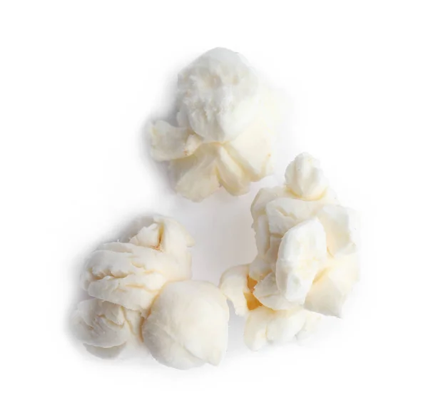 Ízletes friss popcorn elszigetelt fehér, felső nézet — Stock Fotó