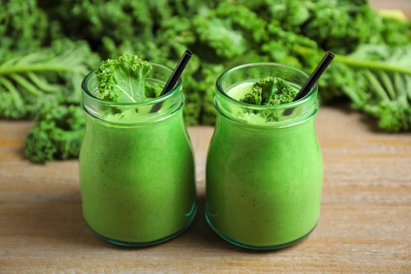 Tasty Fresh Kale Smoothie Wooden Table Closeup — 스톡 사진