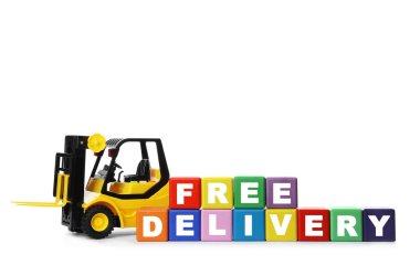 Oyuncak forklift ve kelimelerle dolu küpler Whit 'te ücretsiz teslimat