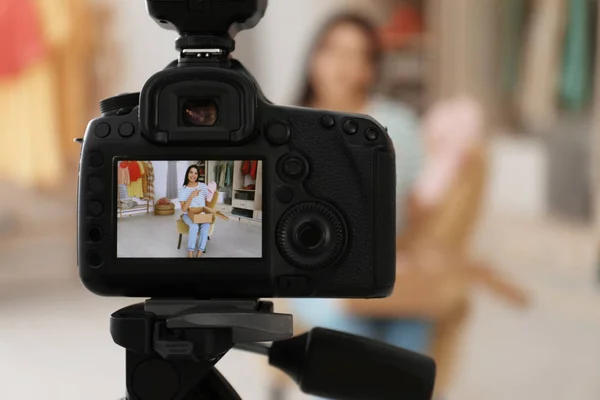 Fashion Blogger Recording New Video Room Focus Camera — Stock Photo, Image