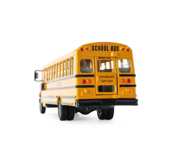 Żółty szkolny autobus odizolowany na białym. Transport dla studentów — Zdjęcie stockowe