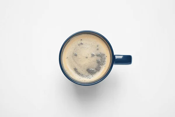 Кофе Чашке Белом Фоне Вид Сверху Цвет Года 2020 Классический — стоковое фото