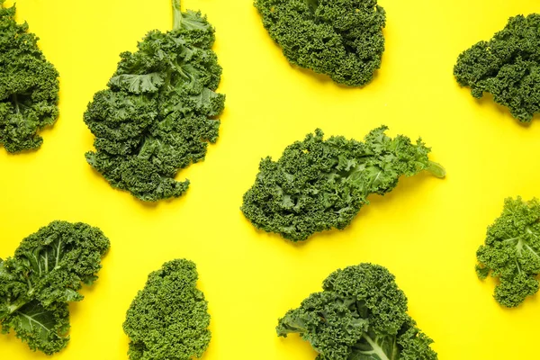 Fresh Kale Leaves Yellow Background Flat Lay — Stock Photo, Image