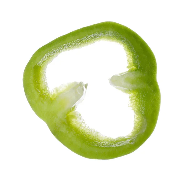 Φέτα Πράσινου Πιπεριού Που Απομονώνεται Λευκό — Φωτογραφία Αρχείου