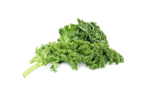 Friss zöld Kale levelek izolált fehér — Stock Fotó
