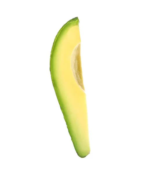 Snijd rauwe avocado geïsoleerd op wit — Stockfoto