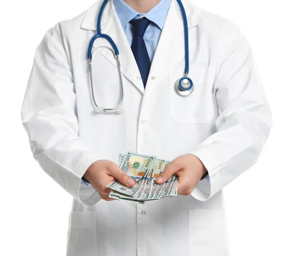 Dokter met omkoping op witte achtergrond, close-up. Corruptie in mij — Stockfoto