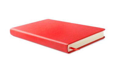 Beyaza izole edilmiş kırmızı defter. Ofis istasyonu