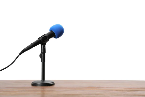 Modernes Mikrofon auf Holztisch, Platz für Text. Journalistin — Stockfoto