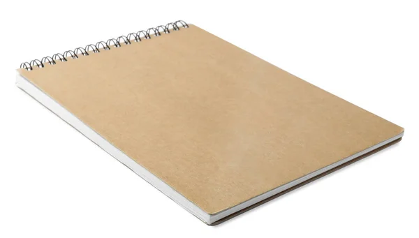 Notebook espiral kraft elegante isolado em branco — Fotografia de Stock