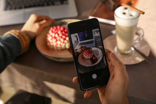 Young Blogger Taking Picture Dessert Table Cafe Closeup — Stock Photo, Image