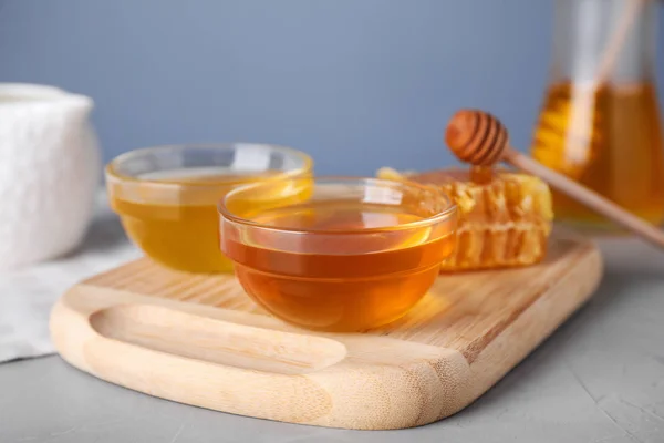 Smaklig Ekologisk Honung Ljusgrått Bord — Stockfoto