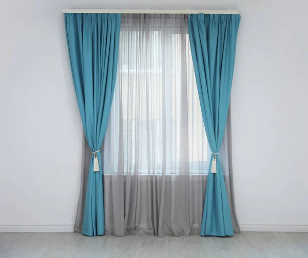 Window Elegant Curtains Empty Room — 스톡 사진