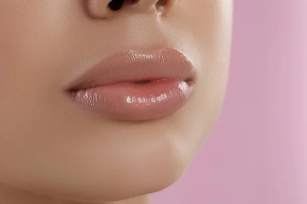 Young Woman Beautiful Full Lips Pink Background Closeup — 스톡 사진