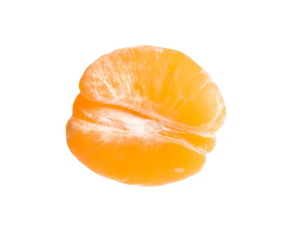 Mandarine fraîche juteuse pelée isolée sur blanc — Photo