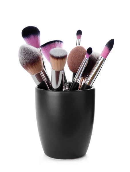 Set de pinceaux de maquillage professionnels dans support isolé sur blanc — Photo