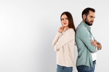 Hafif arka planda ilişki sorunları olan çift