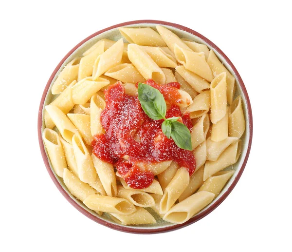 Köstliche Maltagliati-Pasta mit Tomatensauce isoliert auf weiß, — Stockfoto