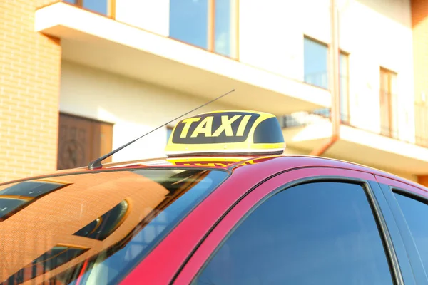 Dachleuchte Mit Worttaxi Auf Auto Freien — Stockfoto