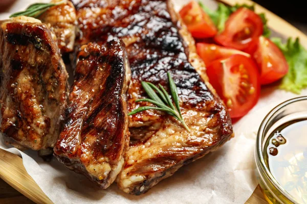 Delicious Grilled Ribs Rosemary Table Closeup — 스톡 사진
