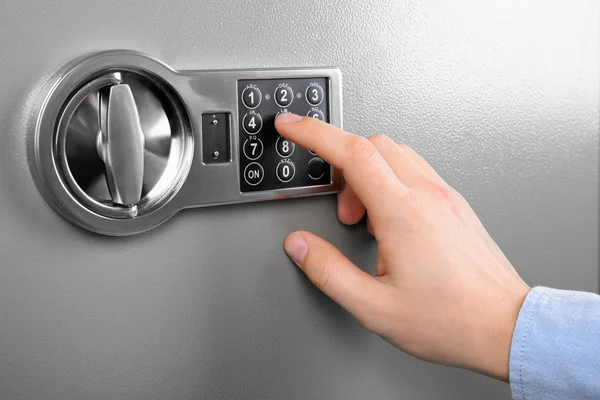 Man Opening Steel Safe Electronic Combination Lock Closeup — Stock Photo, Image