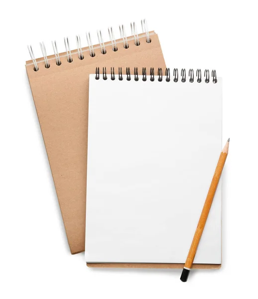 Cadernos Elegantes Lápis Isolados Branco Vista Superior — Fotografia de Stock