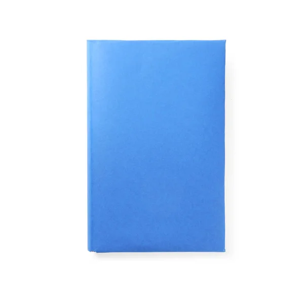 Книга з порожньою синьою обкладинкою ізольована на білому, вид зверху — стокове фото