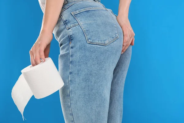 Woman Toilet Paper Suffering Hemorrhoid Light Blue Background Closeup — Stock Photo, Image