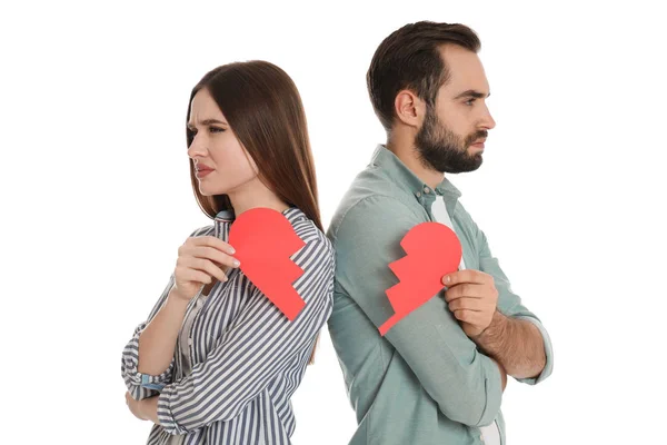 Pareja Con Corazón Papel Roto Sobre Fondo Blanco Problemas Relación — Foto de Stock