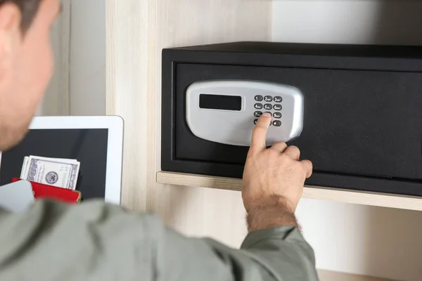 Man Opening Black Steel Safe Electronic Lock Hotel Closeup — 스톡 사진