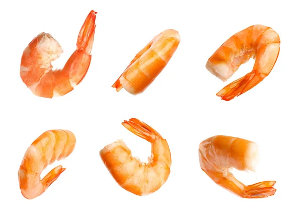 Heerlijke gekookte garnalen geïsoleerd op wit. Gezonde zeevruchten — Stockfoto