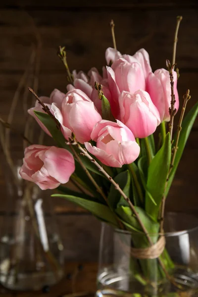 Hermoso Ramo Tulipanes Rosados Primavera Sobre Fondo Borroso — Foto de Stock