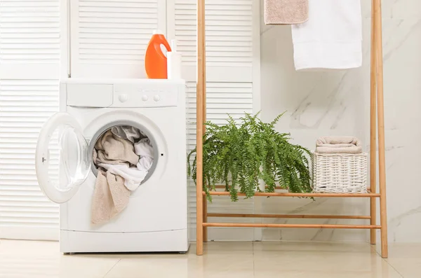 Modern Washing Machine Towels Bathroom — Stock Photo, Image