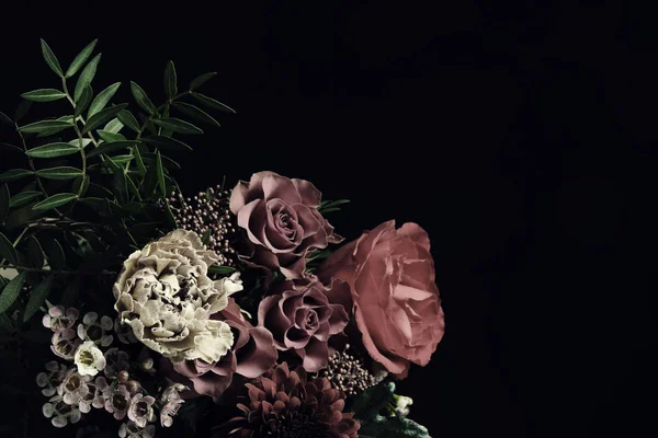 Mooi Boeket Van Verschillende Bloemen Zwarte Achtergrond Ruimte Voor Tekst — Stockfoto