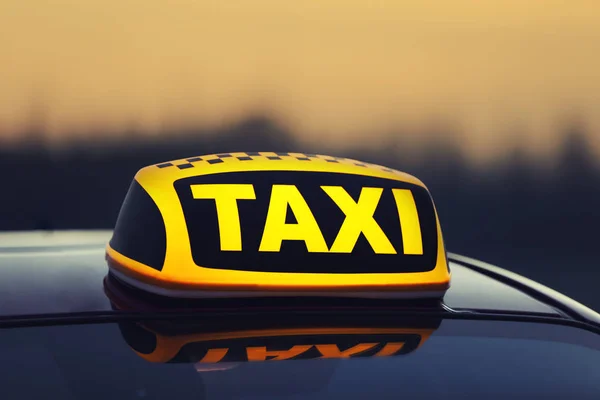 Taxi Car Yellow Roof Sign Outdoors Closeup — 스톡 사진