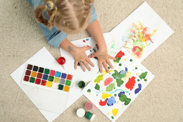 Little Child Painting Palms Floor Top View — Stock Photo, Image