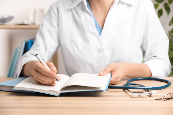 Doctor Working Desk Office Closeup Medical Service — Stok fotoğraf