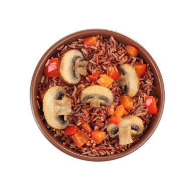 Lezzetli kahverengi pirinç kasede, beyaz manzarada izole edilmiş.