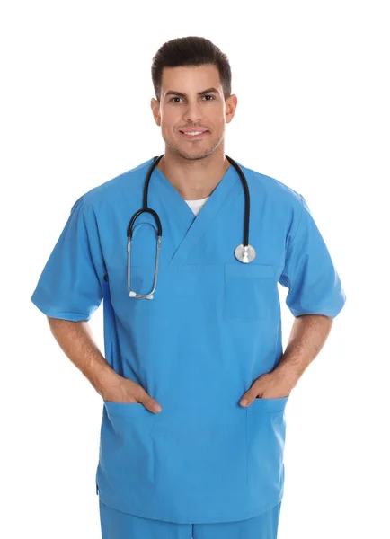 Retrato del médico con estetoscopio sobre fondo blanco — Foto de Stock