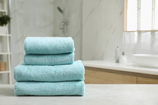 Stack Clean Towels Table Indoors Space Text — 스톡 사진