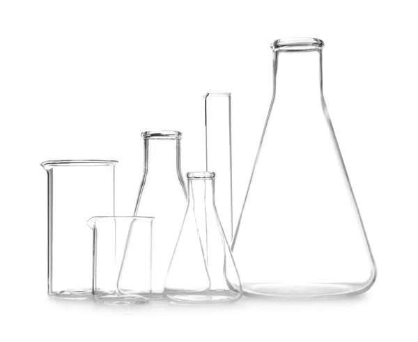 Čisté prázdné laboratorní sklo izolované na bílém — Stock fotografie