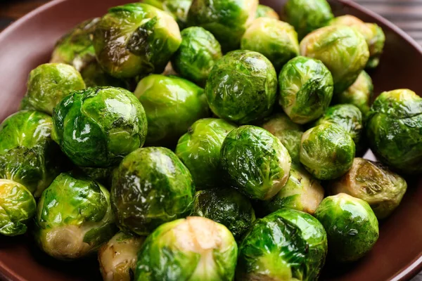 Heerlijke Geroosterde Spruitjes Bord Close — Stockfoto