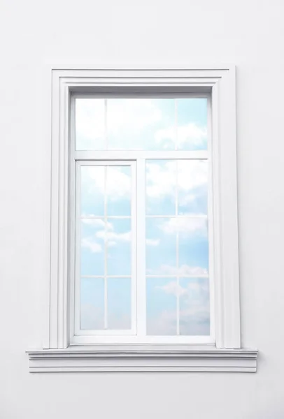 Bílá Stěna Moderní Budovy Oknem — Stock fotografie