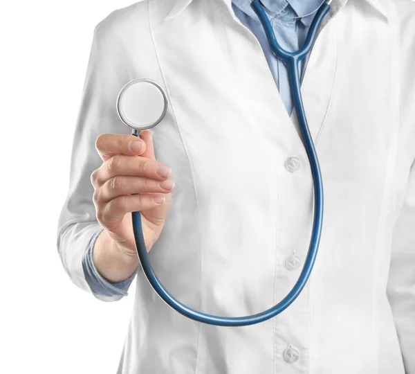 Dokter Met Stethoscoop Witte Achtergrond Close Medische Dienst — Stockfoto