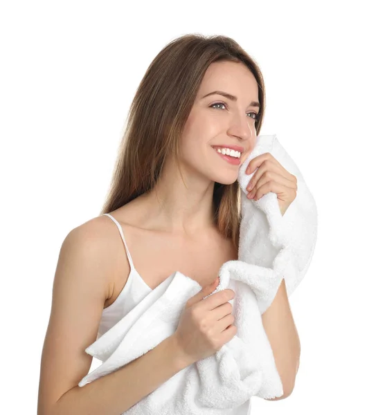 Giovane Donna Asciugatura Viso Con Asciugamano Sfondo Bianco — Foto Stock