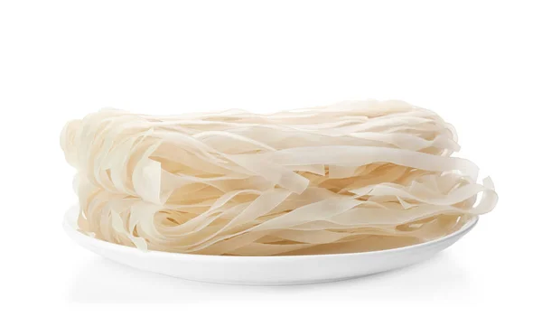 Bord met rijst noedels geïsoleerd op wit — Stockfoto