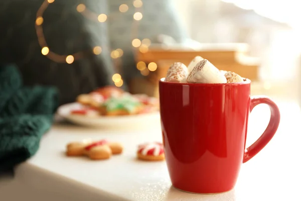 Cup Delicious Hot Cocoa Marshmallows White Table Winter Drink — Stock Photo, Image